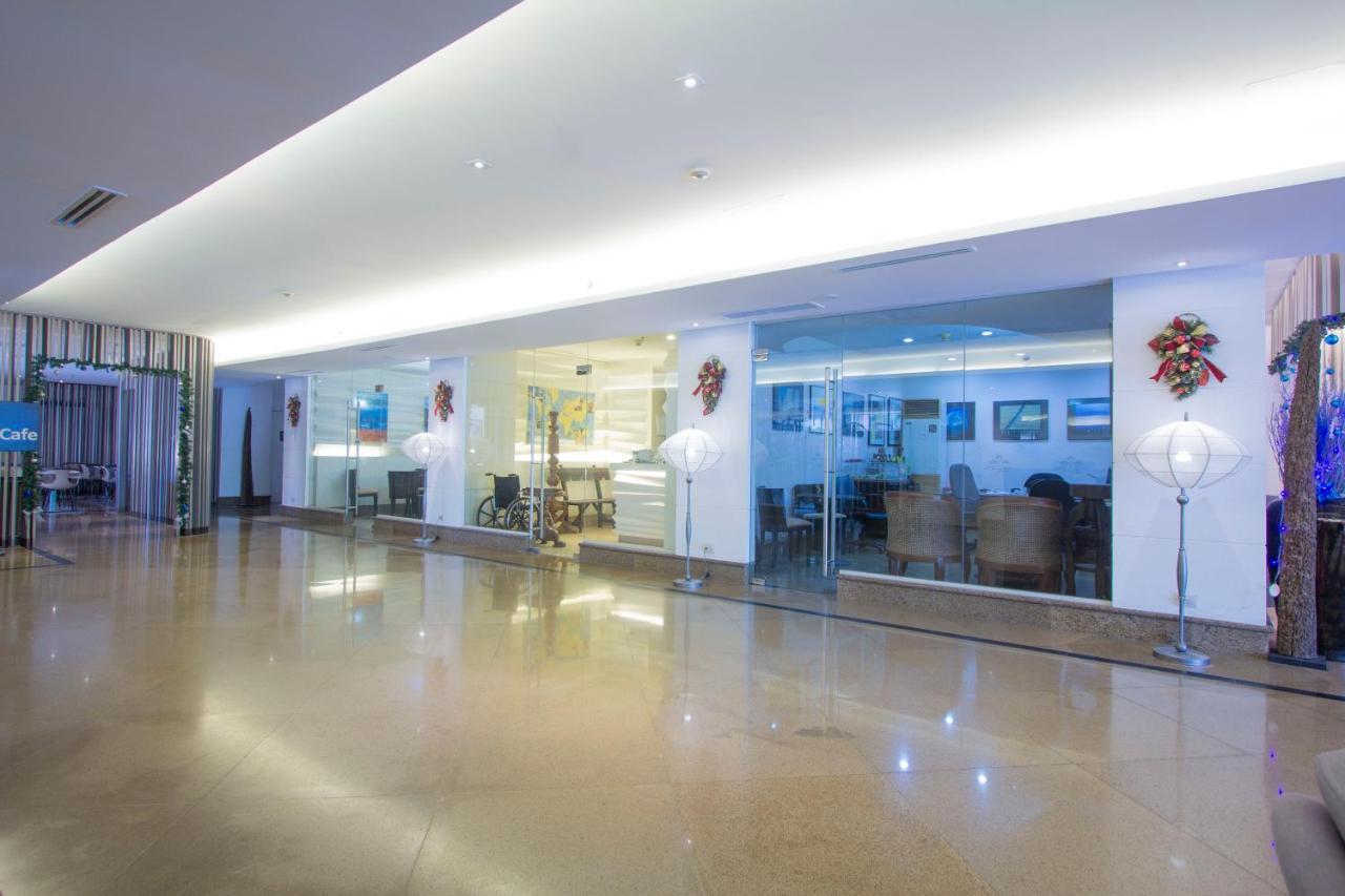 Crown Regency Suites Mactan Lapu-Lapu City Eksteriør billede